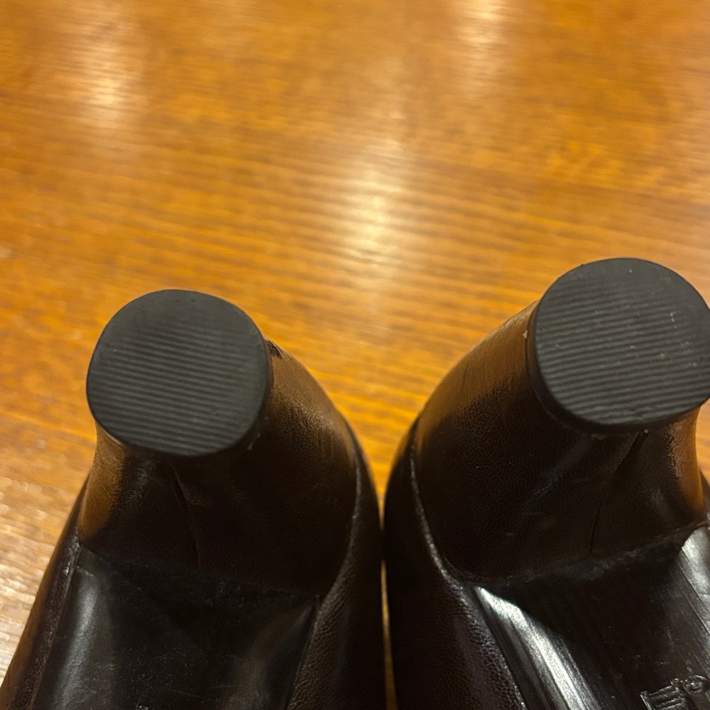 Clarks Women's Dark Brown Heels - Picture 4 of 15